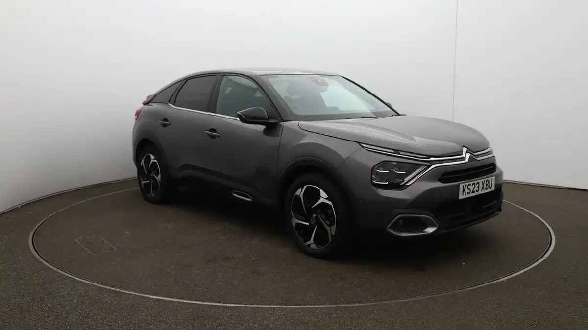 2023-citroen-c4-15bluehdi-shine-plus-big-1