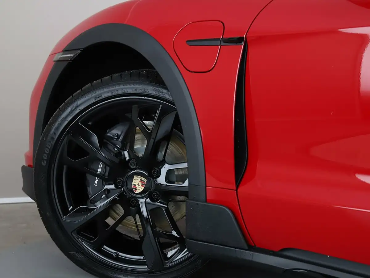 2024-porsche-taycan-e-4-cross-turismo-435ps-big-41