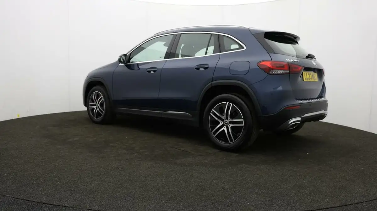 2023-mercedes-benz-gla-class-13-gla-200-sport-executive-station-wagon-big-69