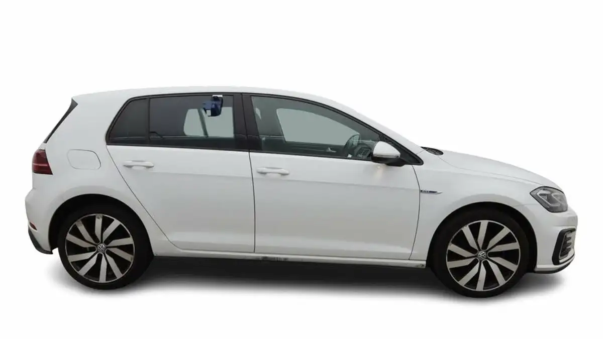 2020-volkswagen-golf-14-tsi-gte-advance-big-1