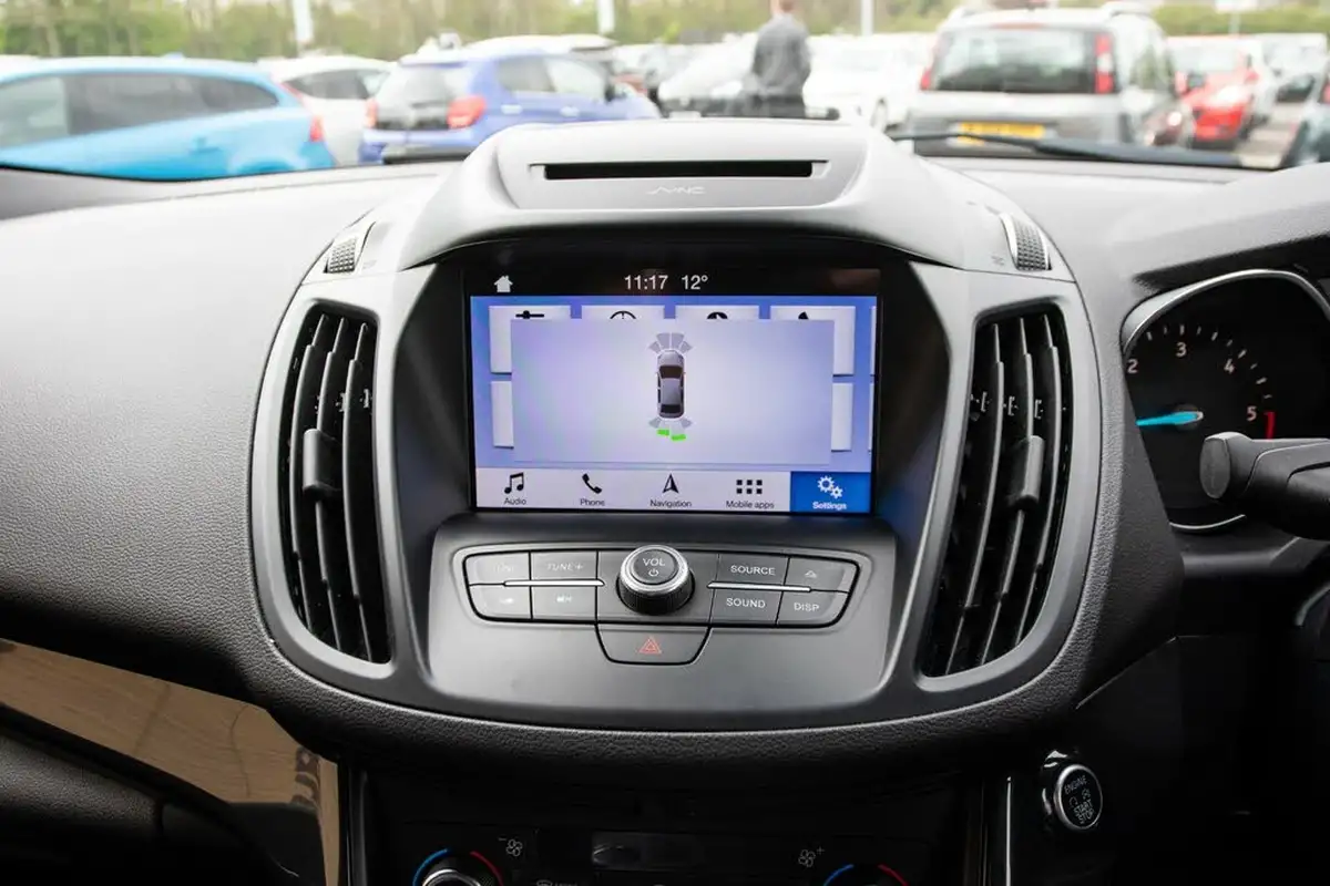 2019-ford-kuga-20tdci-st-line-150ps-ss-big-26