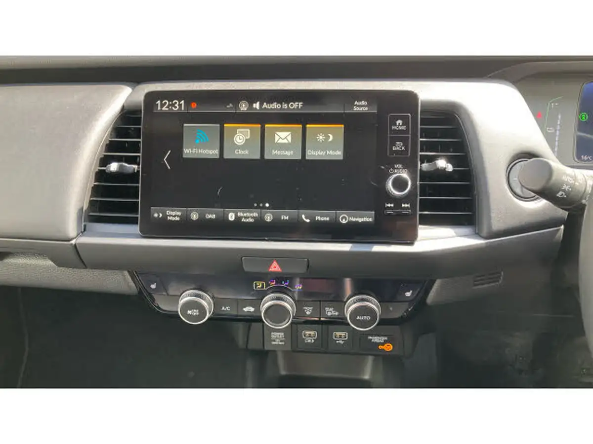 2022-honda-jazz-15-i-mmd-ex-107ps-big-16