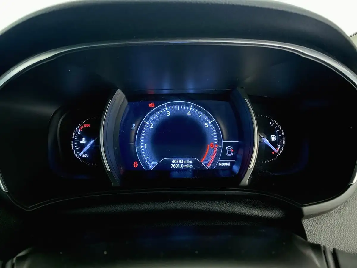 2018-renault-megane-12-tce-dynamique-s-nav-hatchback-big-16