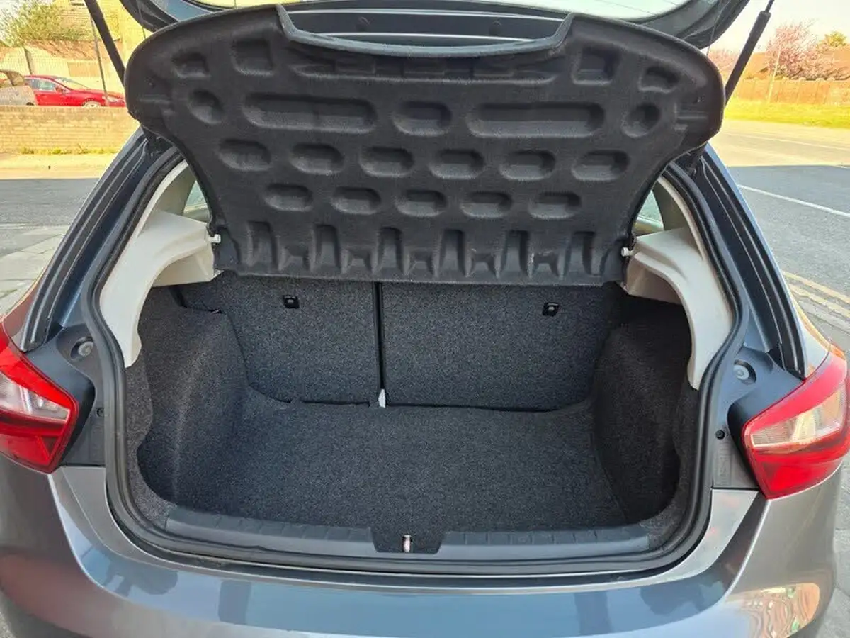 2016-seat-ibiza-12-tsi-se-technology-hatchback-5d-big-18