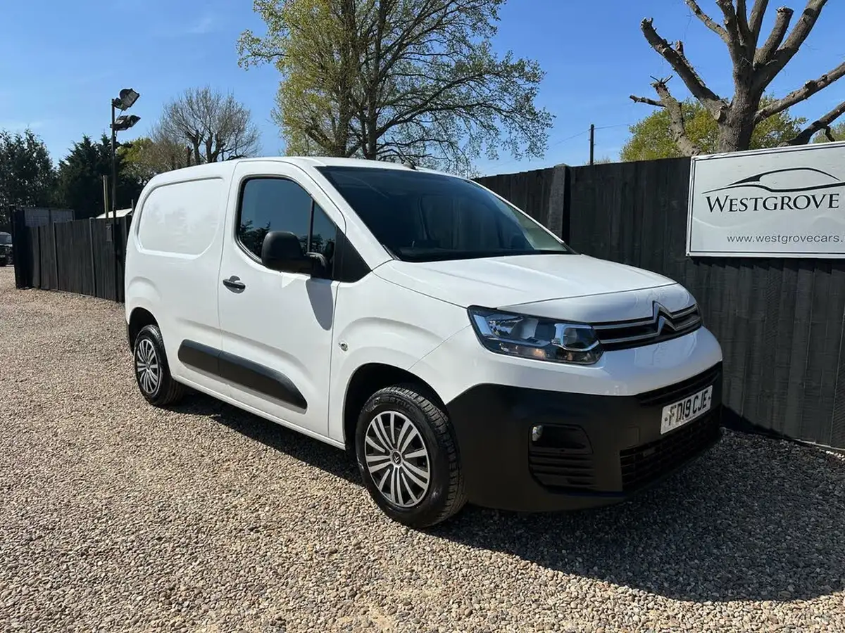 2019-citroen-berlingo-16bluehdi-650-enterprise-big-0