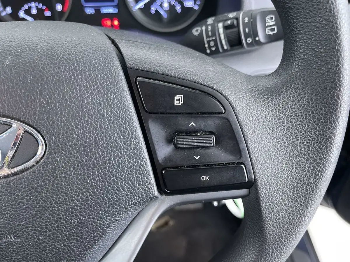 2017-hyundai-tucson-16-gdi-blue-drive-s-big-35