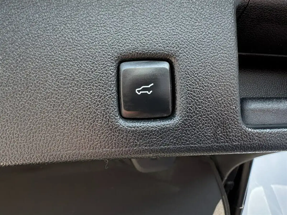 2022-ford-kuga-15t-st-line-edition-big-23