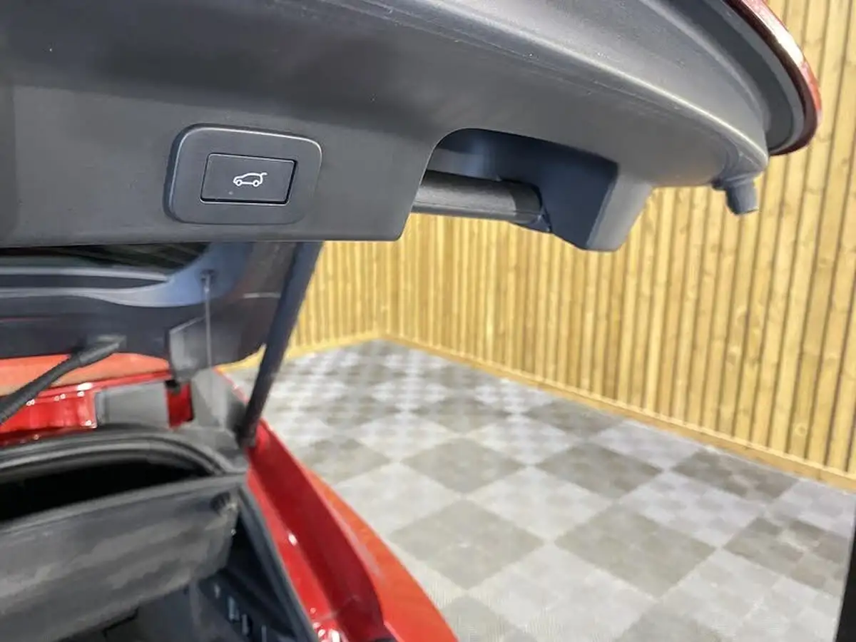 2023-jaguar-f-pace-20-d200-r-dynamic-s-big-62
