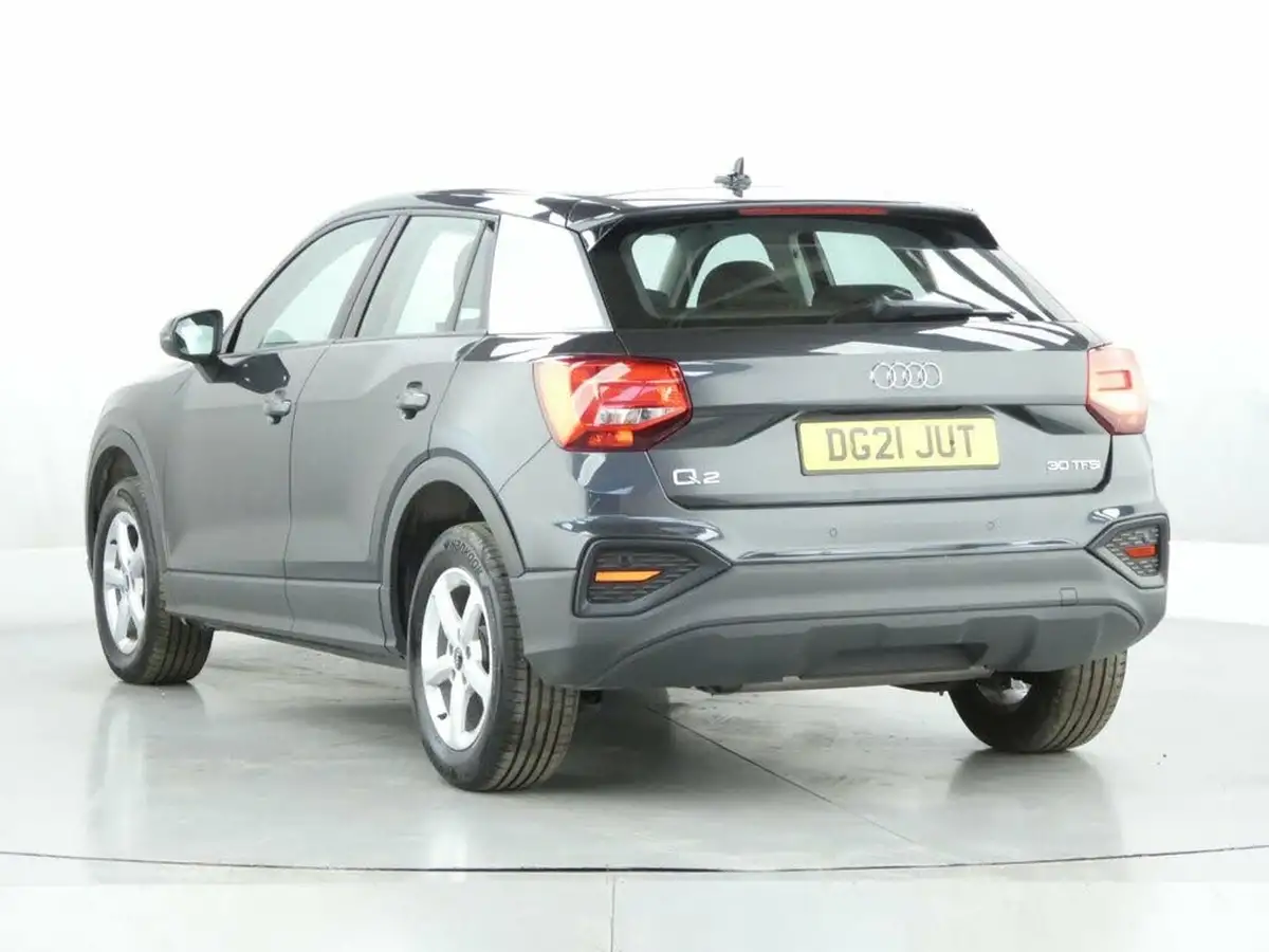 2021-audi-q2-10-30-tfsi-technik-big-5