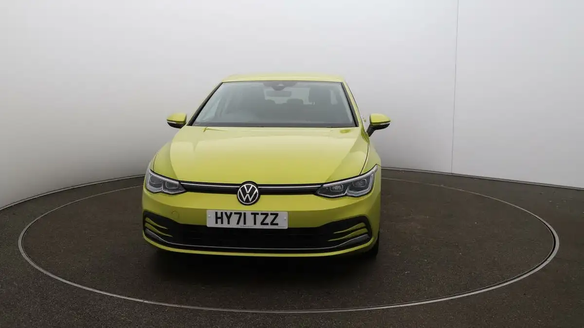 2021-volkswagen-golf-15-tsi-style-130ps-hatchback-big-31