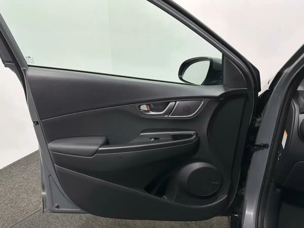 2020-hyundai-kona-e-premium-se-64kwh-105kw-obc-big-33