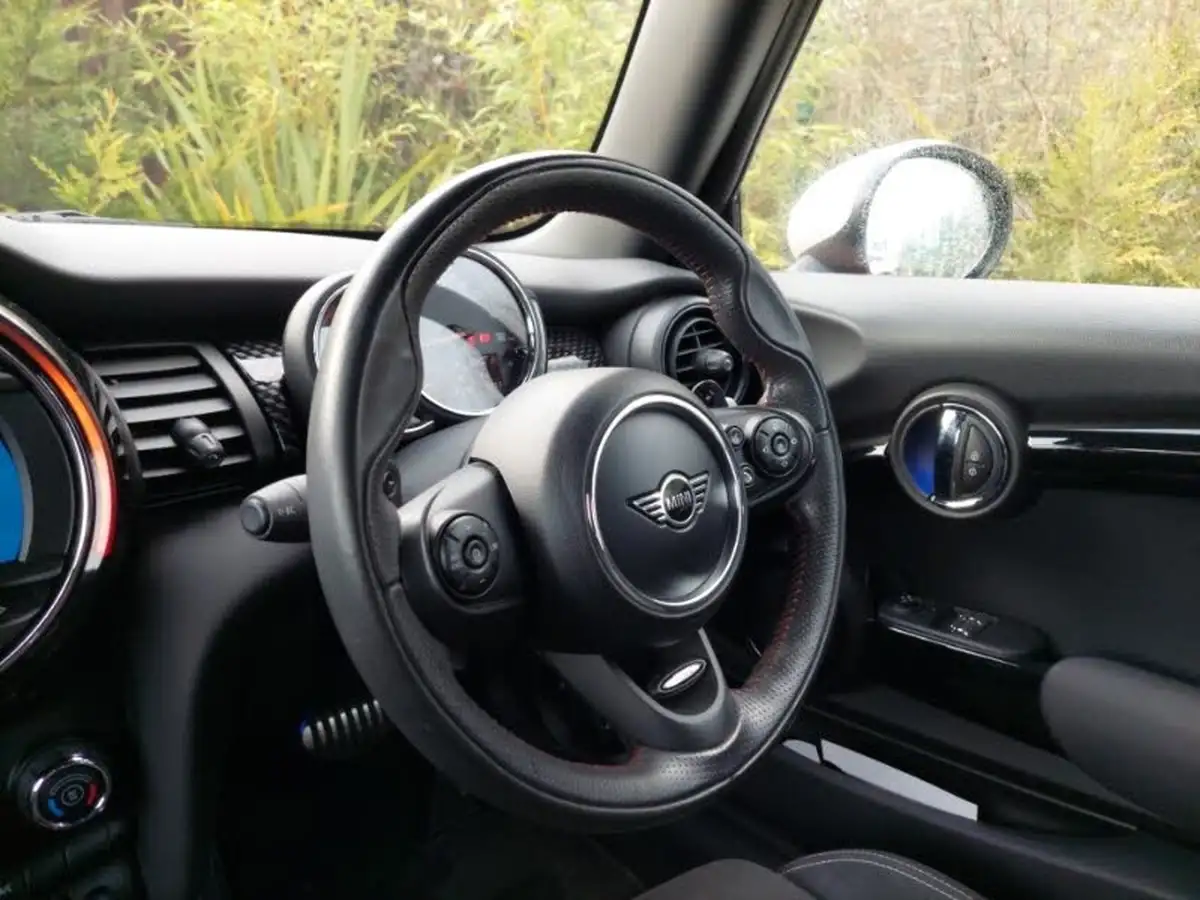 2019-mini-cooper-20-cooper-s-sport-189bhp-hatchback-3d-auto-big-10