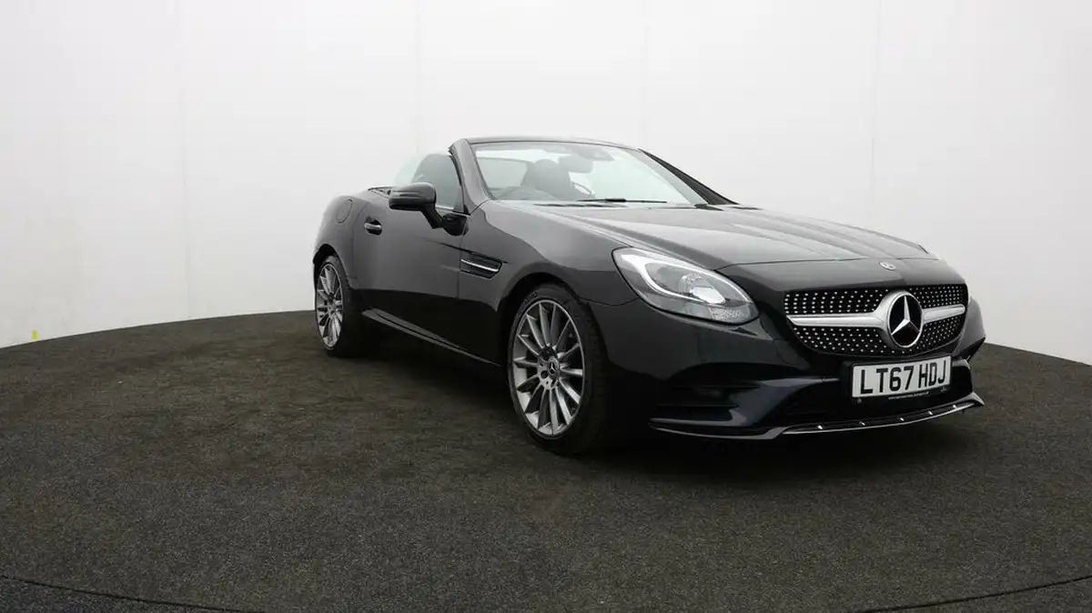 2017-mercedes-benz-slc-16-slc180-amg-line-9g-tronic-big-42