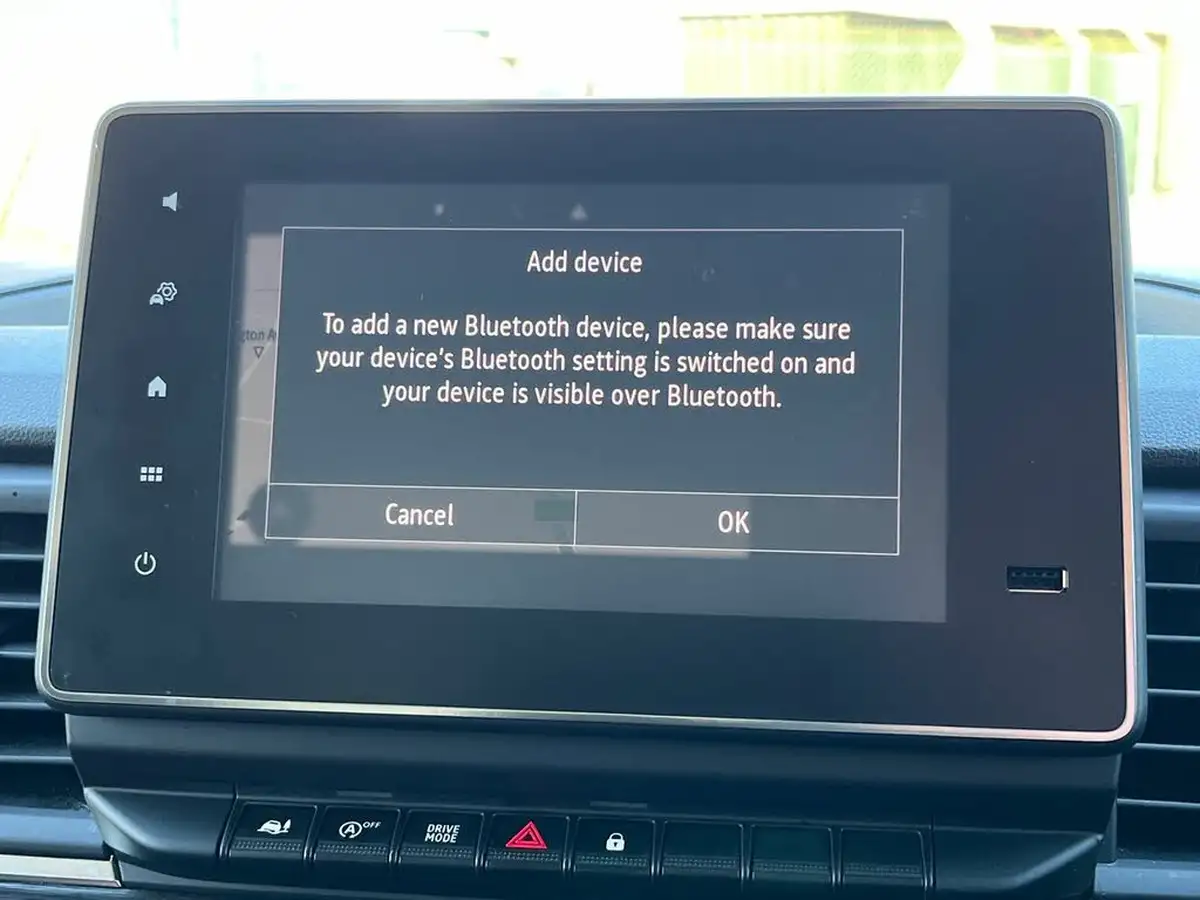 2022-renault-trafic-20dci-ll30-170-sport-panel-edc-auto-big-18