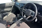 2022-volkswagen-polo-10-tsi-life-small-5