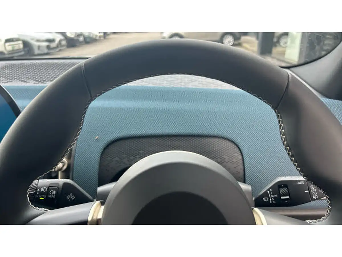 2024-mini-countryman-e-cooper-e-exclusive-big-8