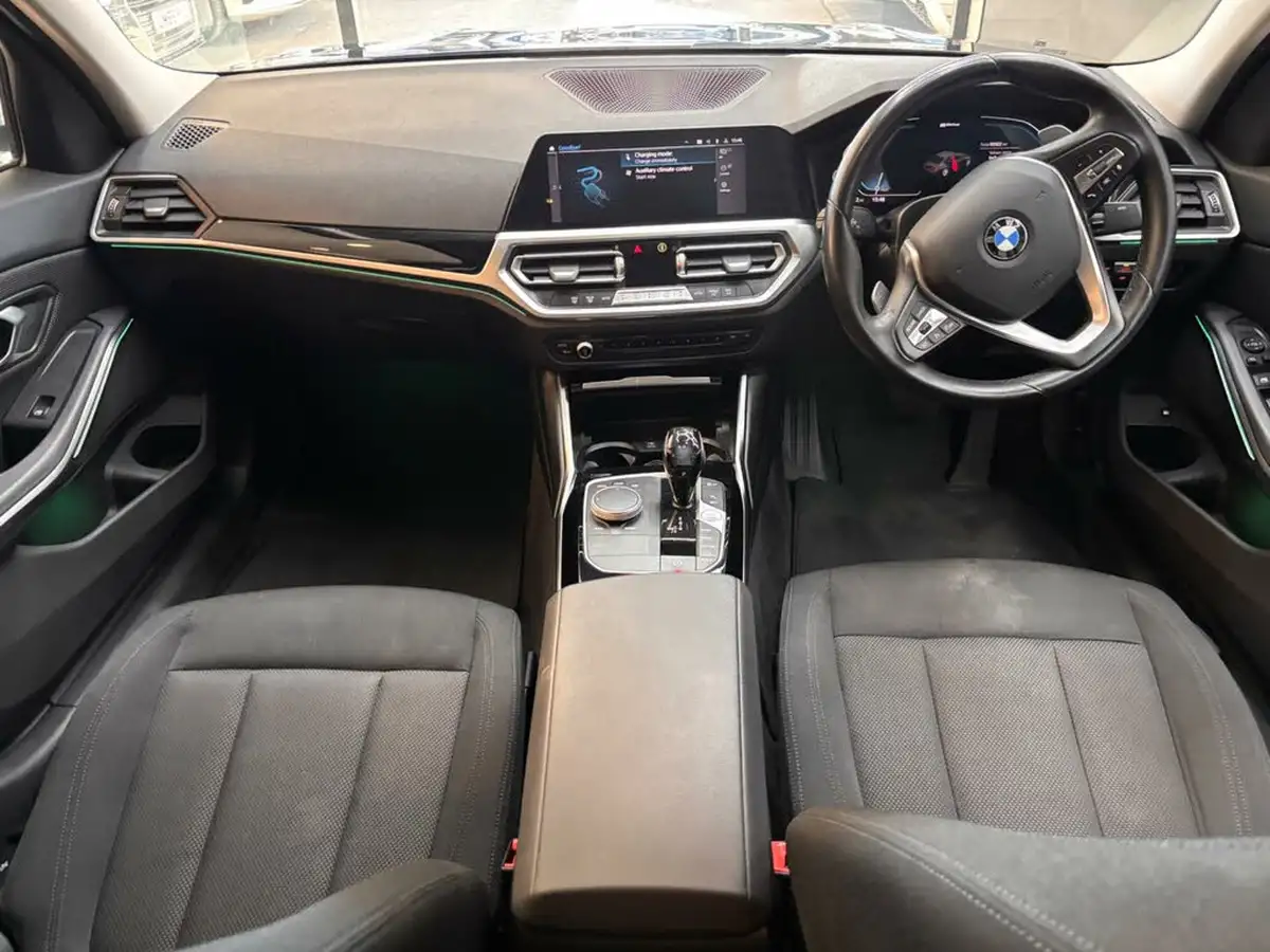 2021-bmw-3-series-20-330e-se-pro-saloon-4d-big-8