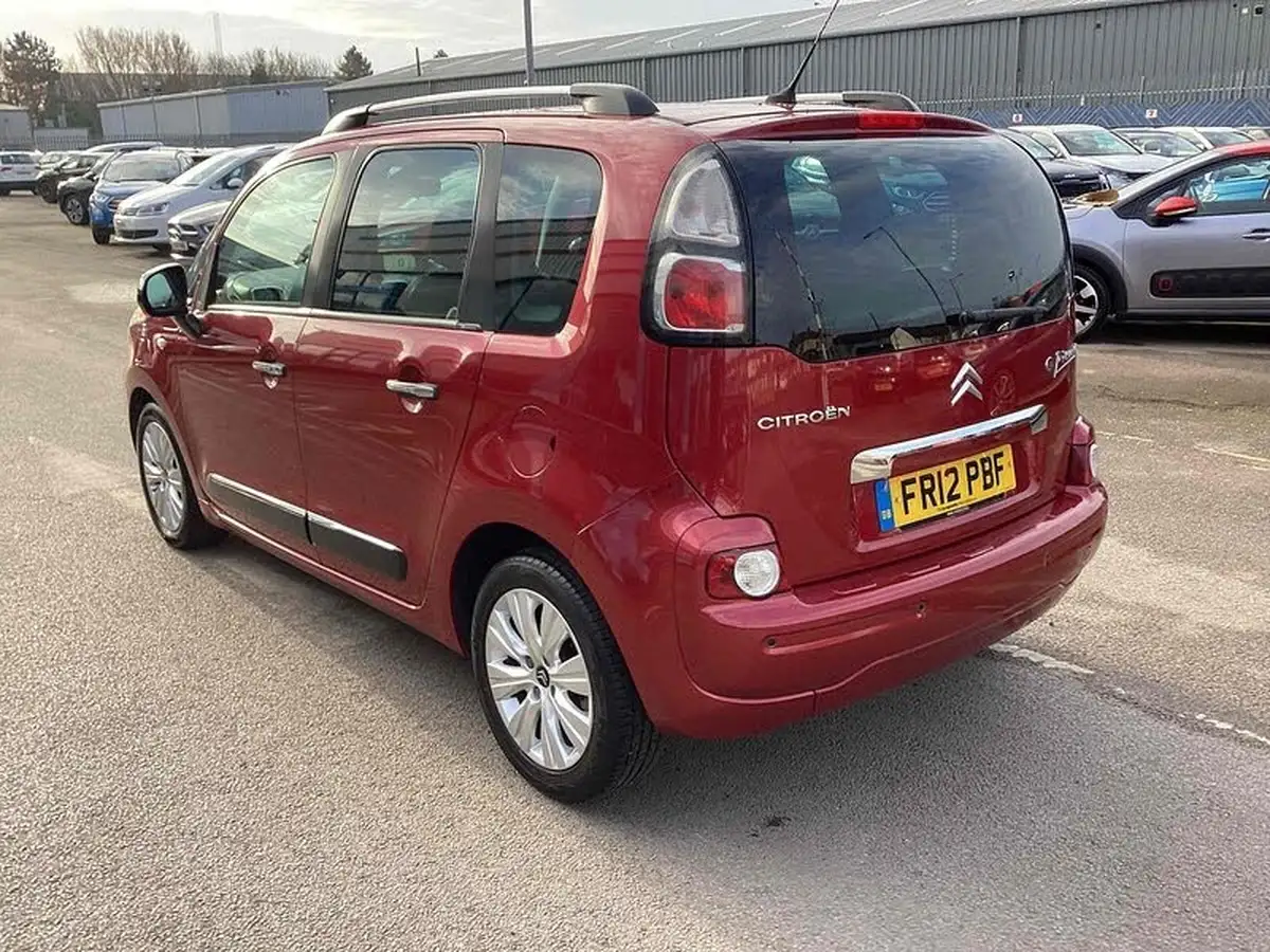 2012-citroen-c3-picasso-16-exclusive-vti-egs6-big-1