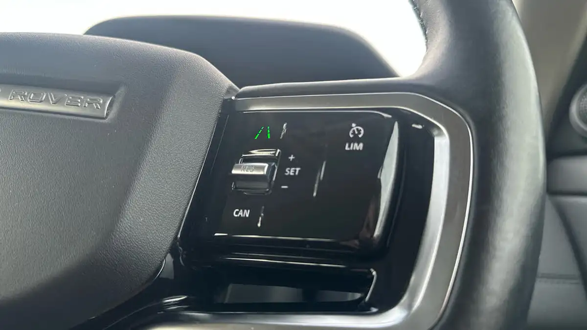 2021-land-rover-range-rover-evoque-20-d200-se-big-24