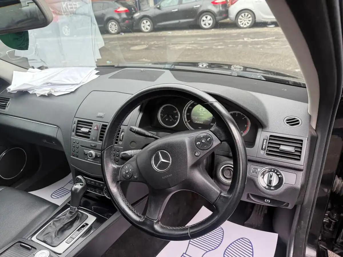 2010-mercedes-benz-c-class-21td-c200-cdi-executive-se-21cdi-saloon-4d-auto-big-6