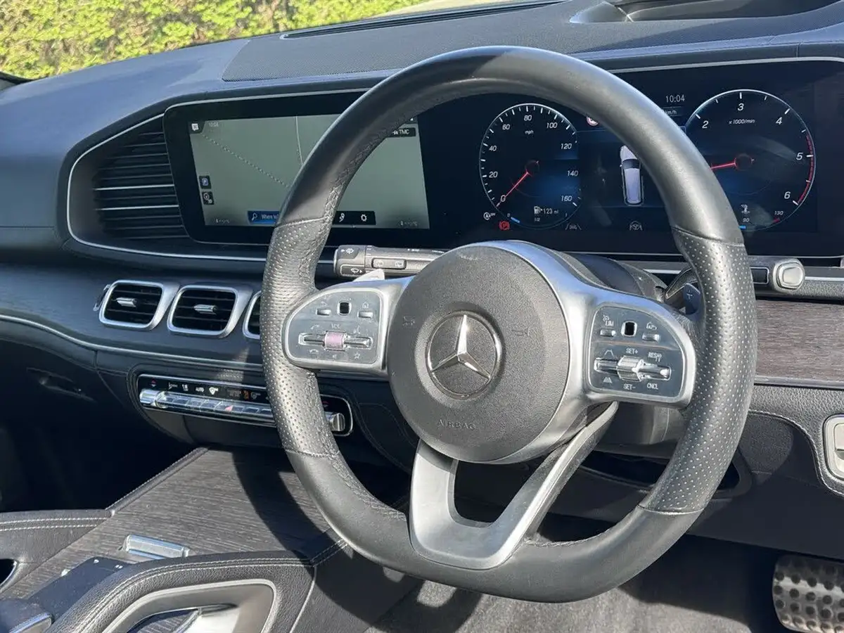 2020-mercedes-benz-gls-class-29d-gls400d-amg-line-premium-plus-big-9