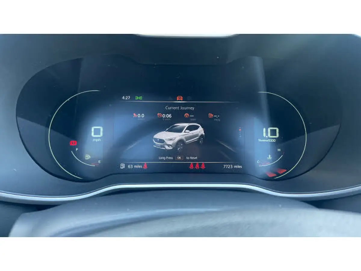 2023-mg-zs-suv-10t-gdi-exclusive-big-17