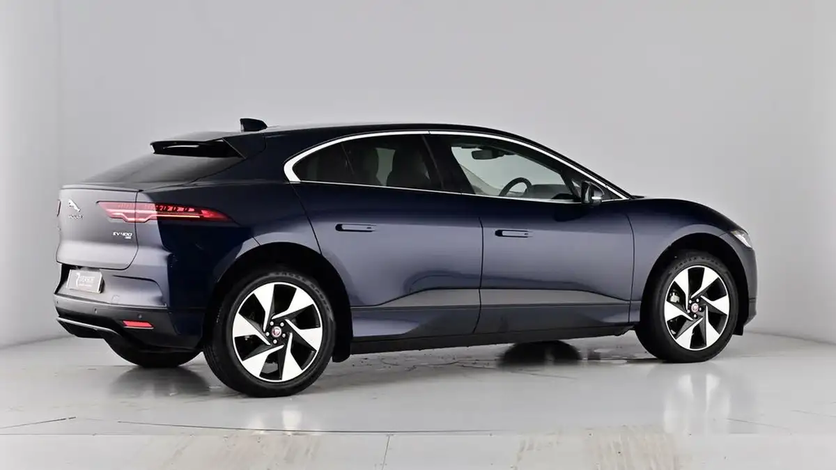 2022-jaguar-i-pace-ev400-se-big-78