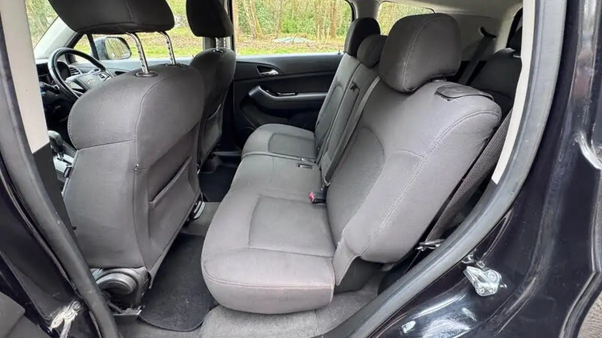2011-chevrolet-orlando-20td-lt-163ps-auto-big-21