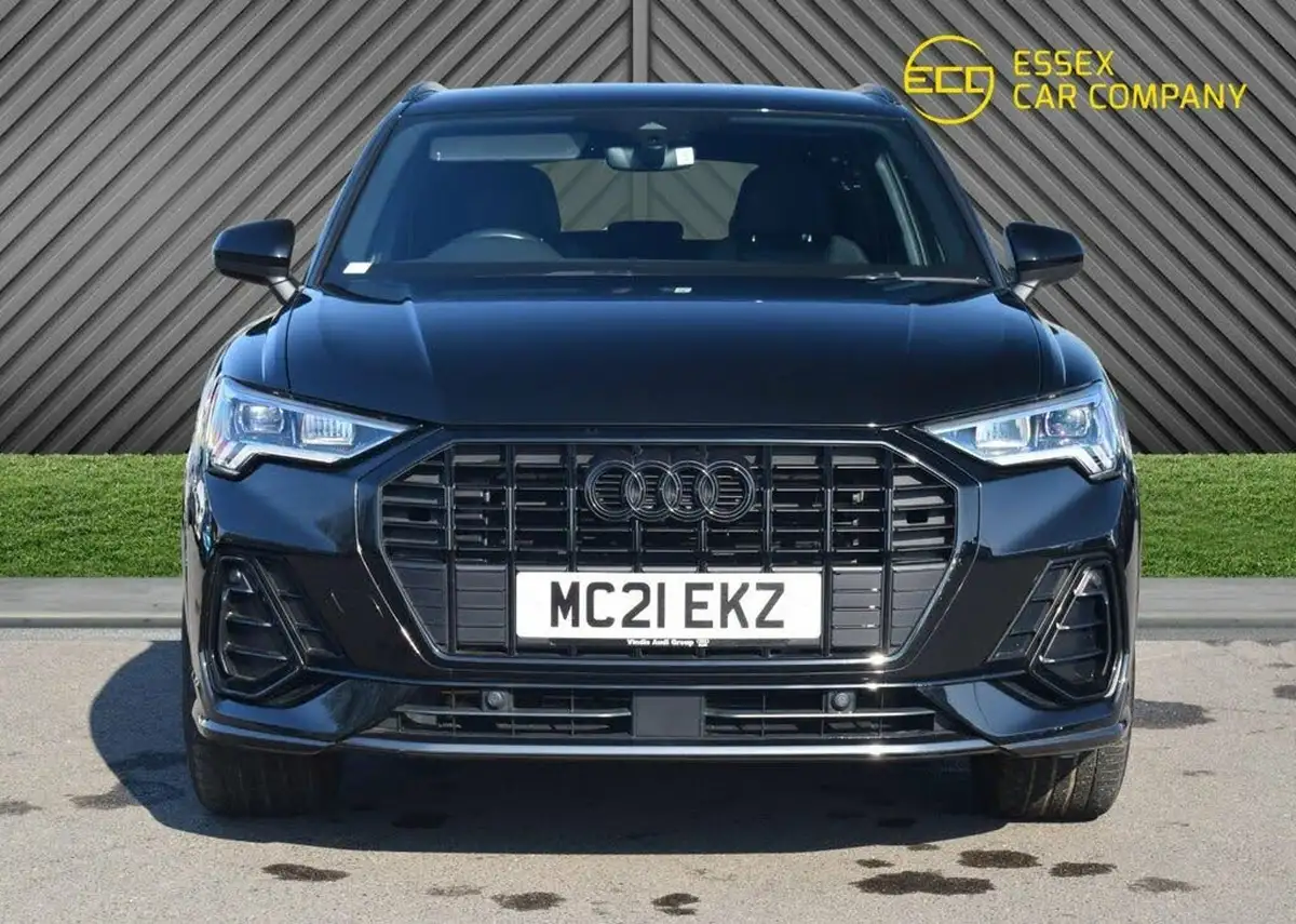 2021-audi-q3-15-35-tfsi-black-edition-codcomfort-sound-pack-station-wagon-big-4