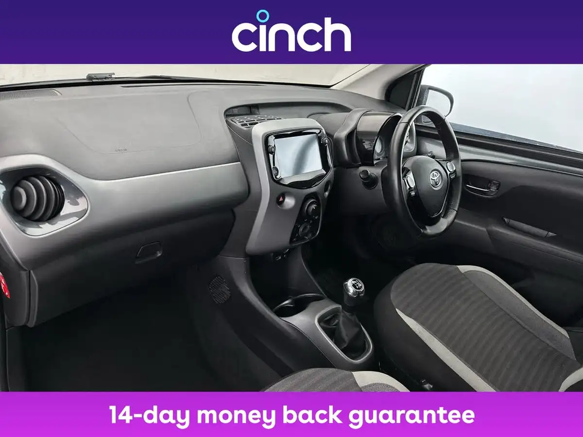 2019-toyota-aygo-10-vvt-i-x-play-big-9
