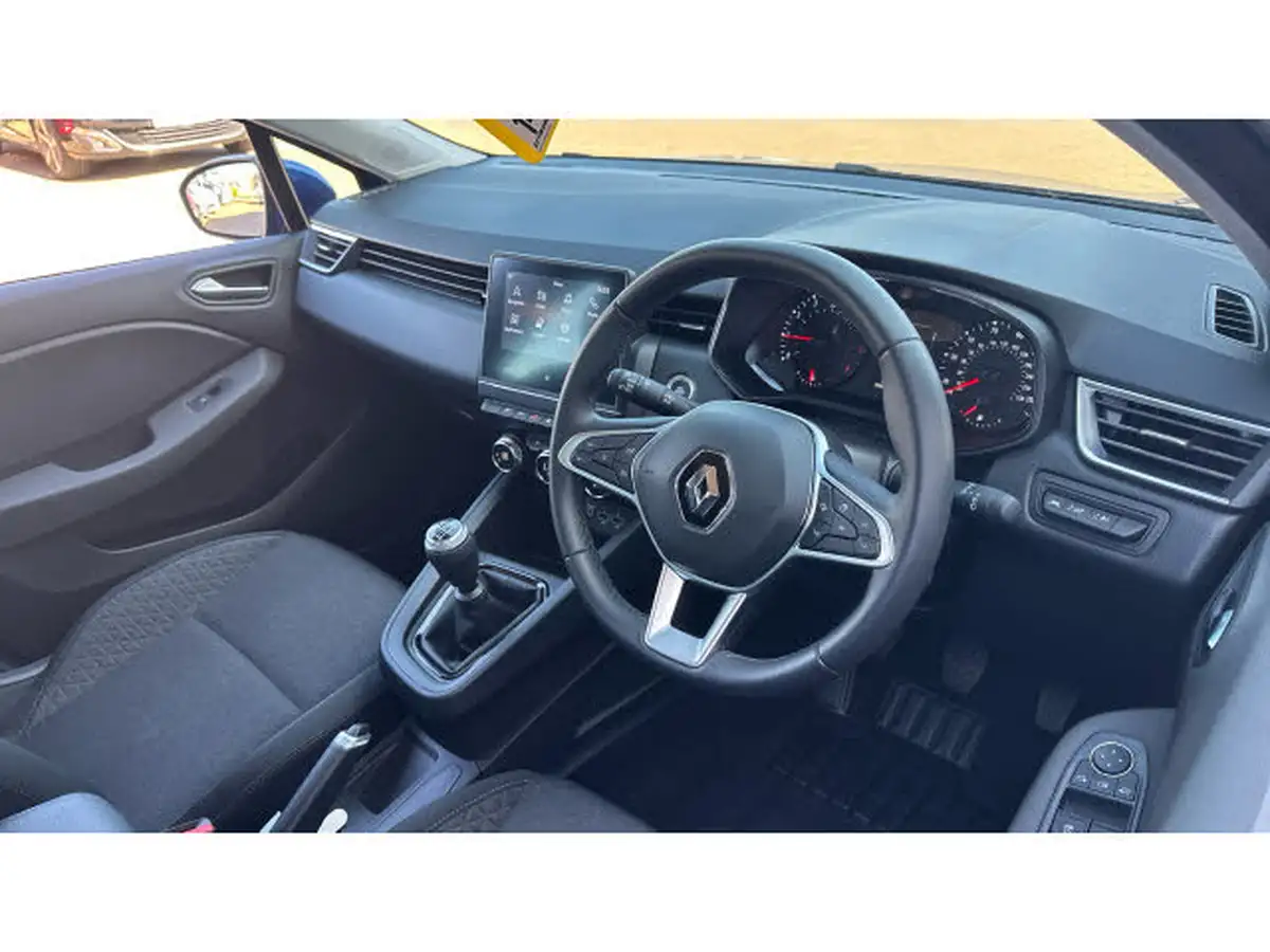 2021-renault-clio-10-tce-iconic-90ps-big-10