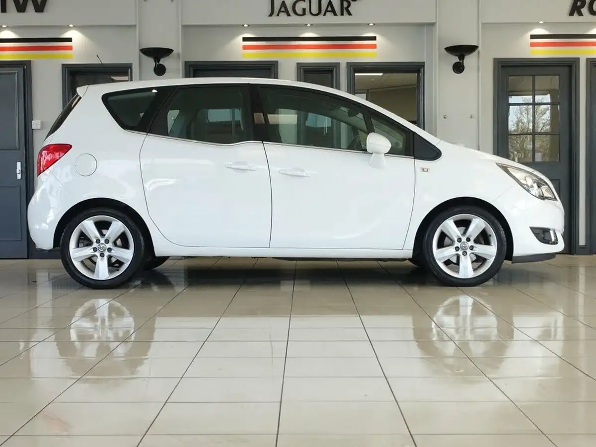 2015-vauxhall-meriva-14i-16v-tech-line-big-3