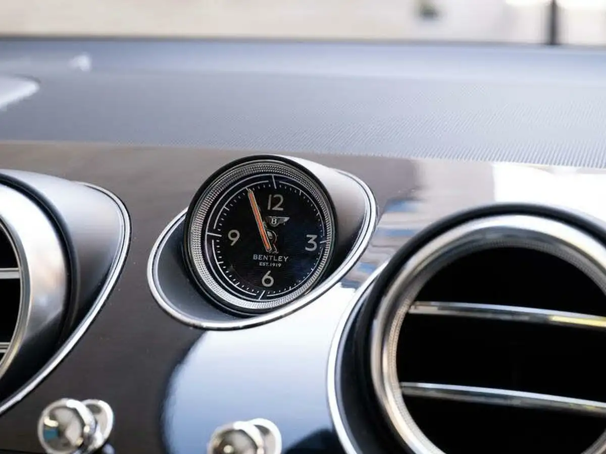 2019-bentley-bentayga-60-w12-speed-big-42
