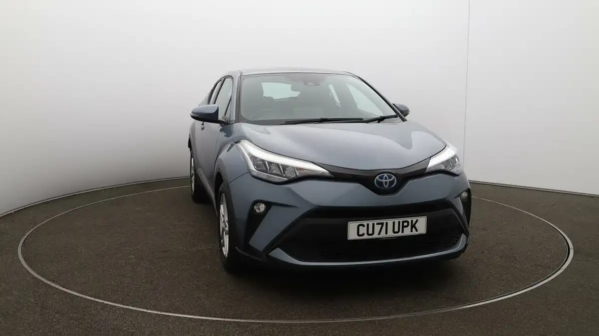2021-toyota-c-hr-18-vvt-i-icon-big-33