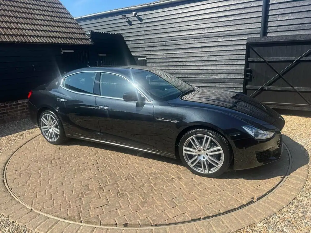 2018-maserati-ghibli-30td-big-20