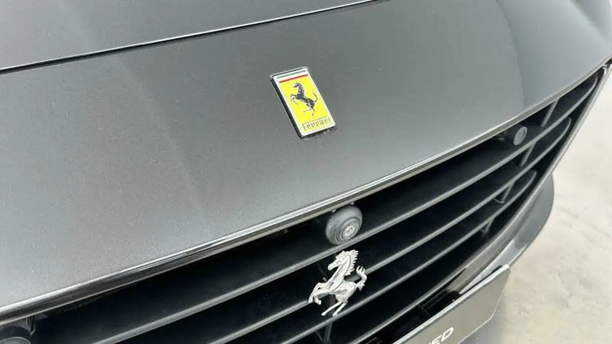 2015-ferrari-california-39-t-big-30