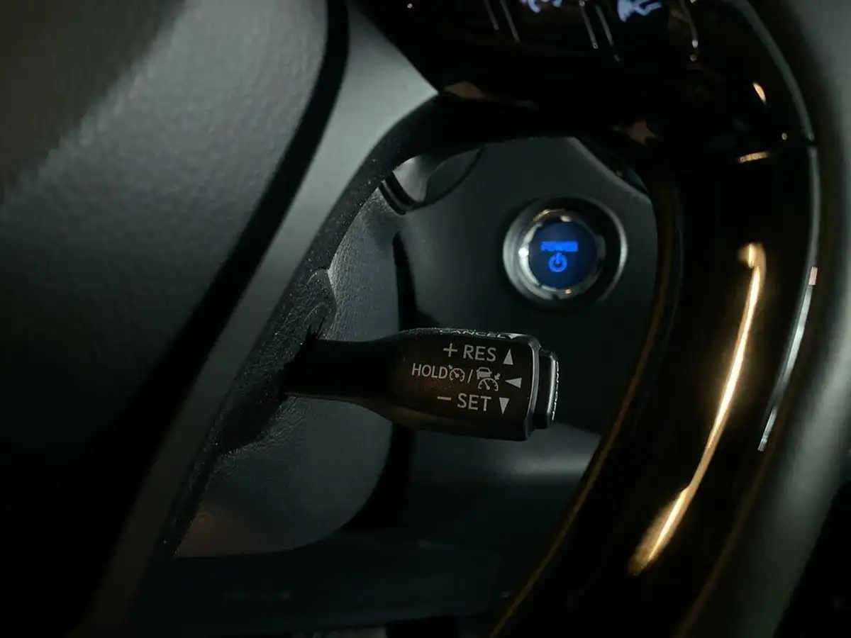 2022-toyota-c-hr-18-vvt-i-icon-big-31