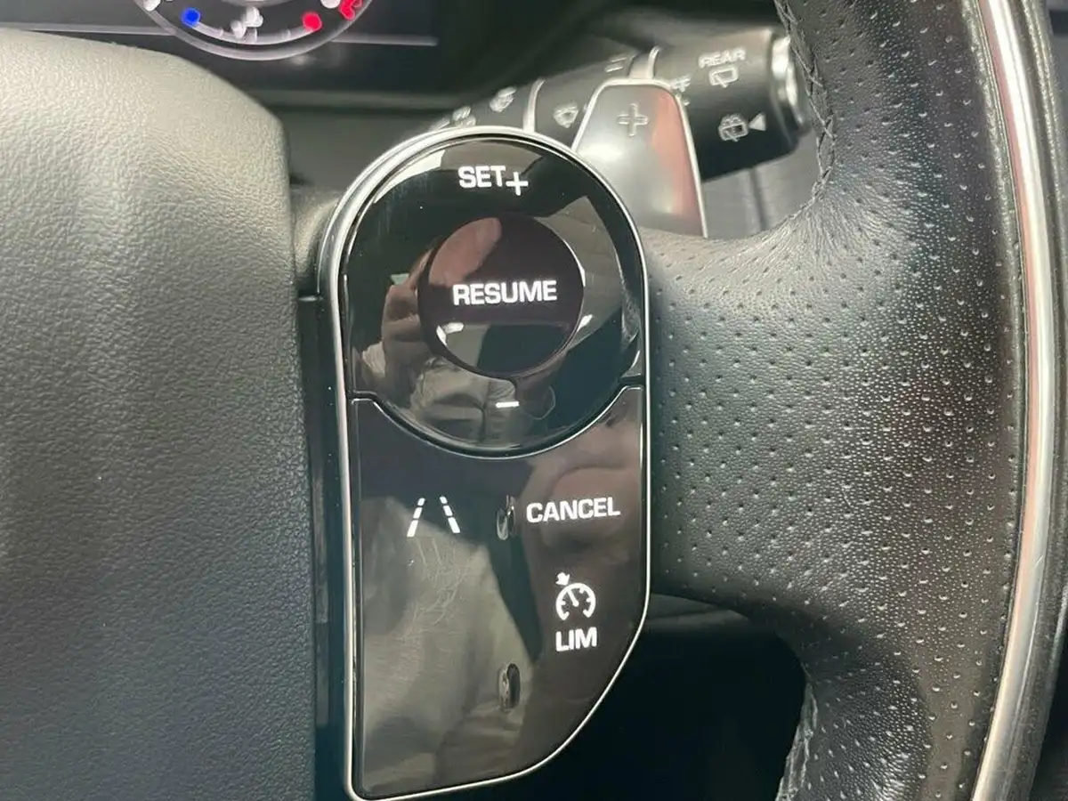 2019-land-rover-range-rover-velar-20-d180-r-dynamic-se-big-34