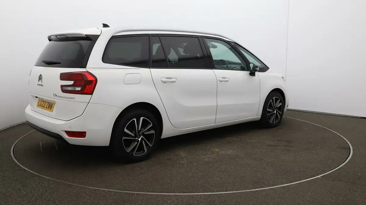 2022-citroen-grand-c4-spacetourer-12-puretech-sense-eat8-big-46