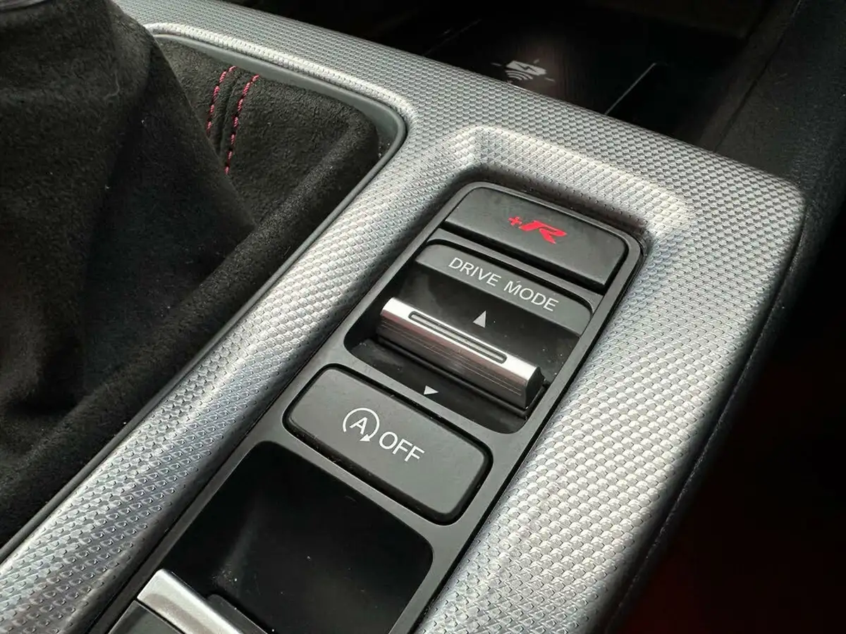2023-honda-civic-20-i-vtec-type-r-big-51