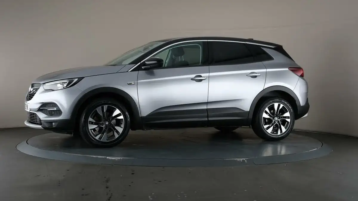 2020-vauxhall-grandland-x-12-sri-nav-auto-big-31