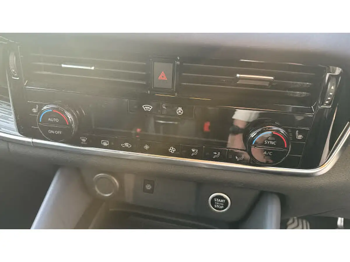 2022-nissan-qashqai-13-dig-t-tekna-140ps-mild-hybrid-big-33