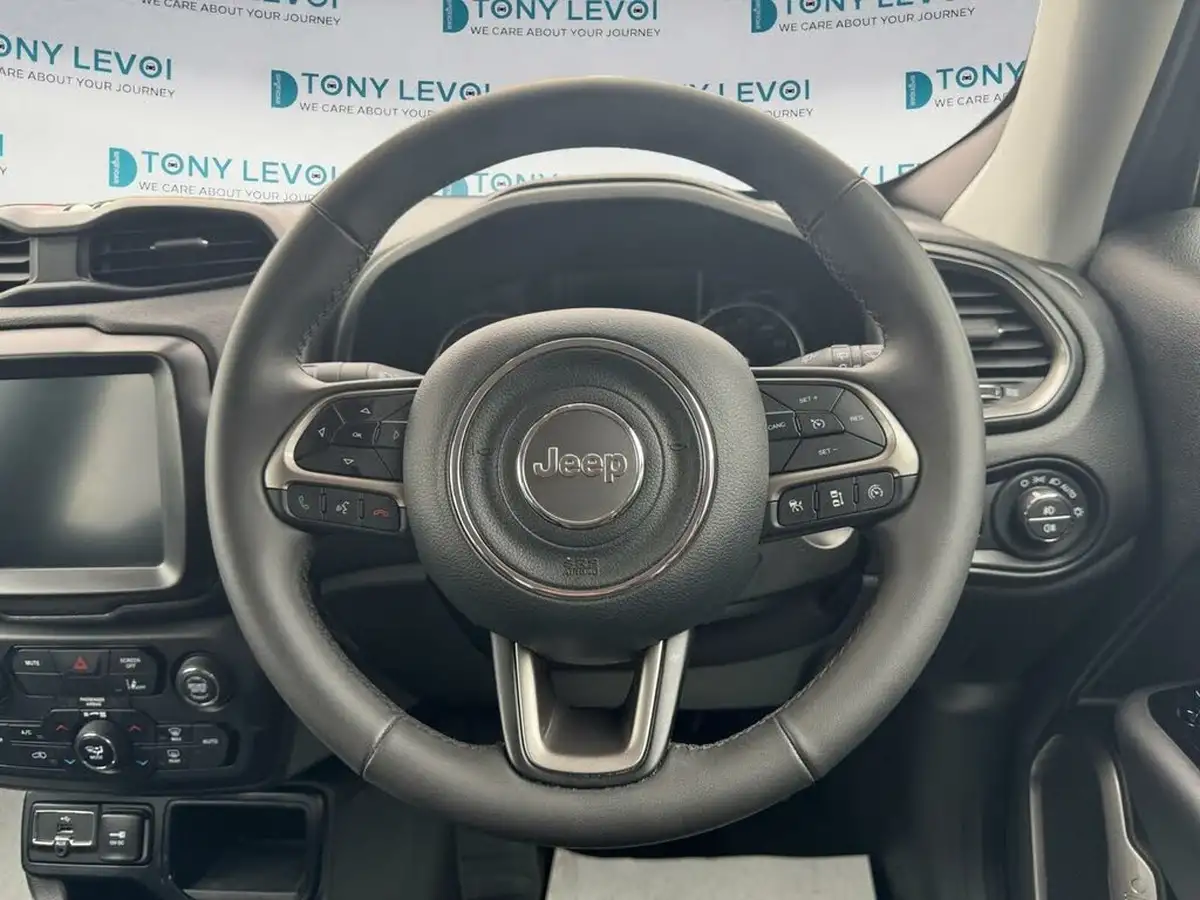 2022-jeep-renegade-10-gse-limited-big-11