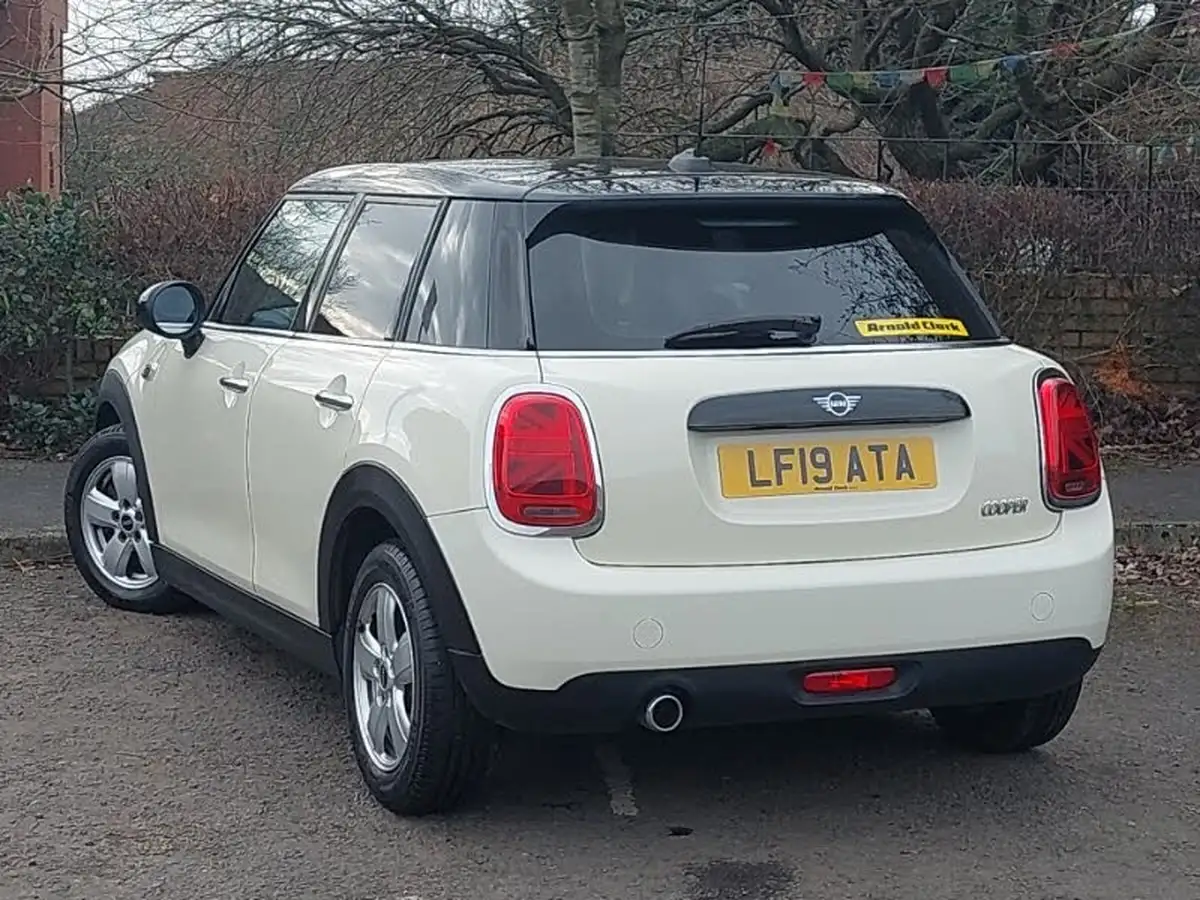 2019-mini-cooper-15-cooper-classic-hatchback-5d-big-1
