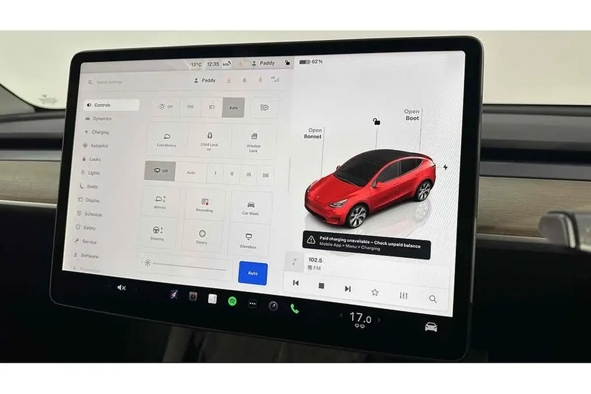 2022-tesla-model-y-e-long-range-big-38