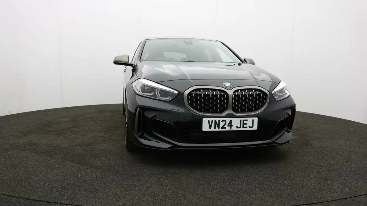 2024-bmw-1-series-20-m135i-xdrive-big-44