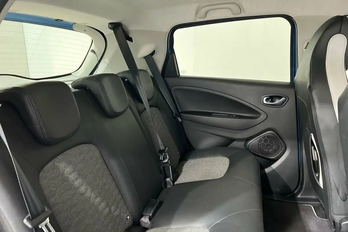 2020-renault-zoe-e-i-gt-line-rapid-charge-big-18