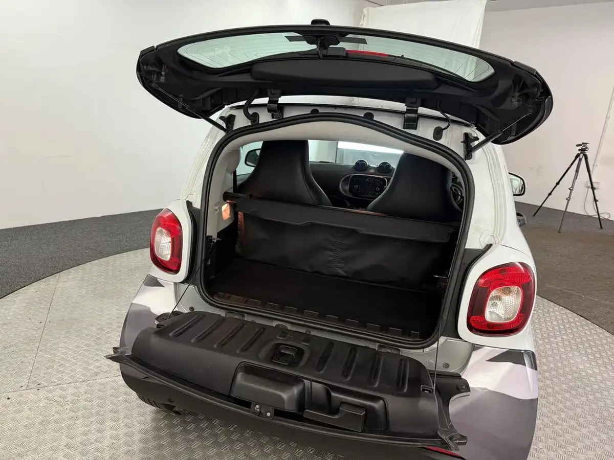 2017-smart-fortwo-09-prime-90bhp-ss-coupe-big-16