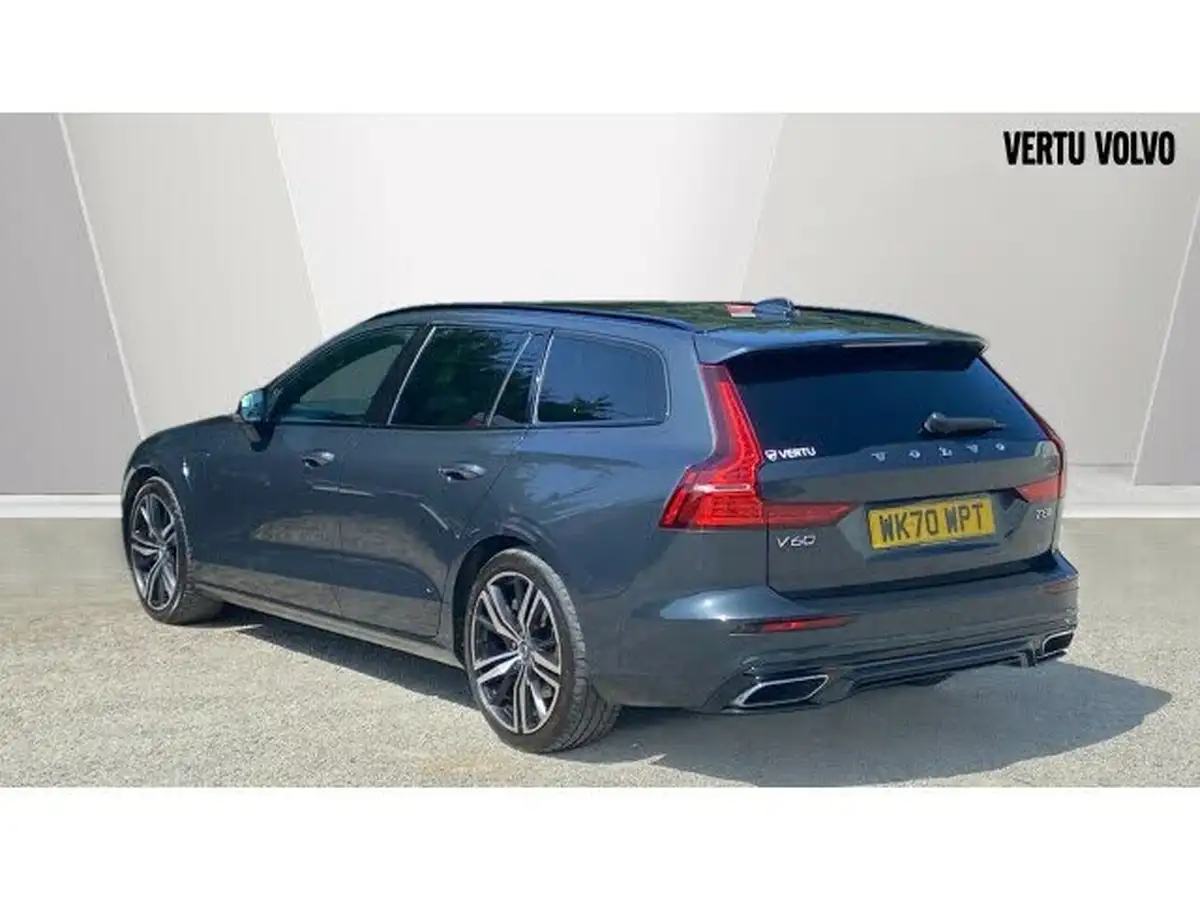 2020-volvo-v60-20-t8-r-design-plus-big-1