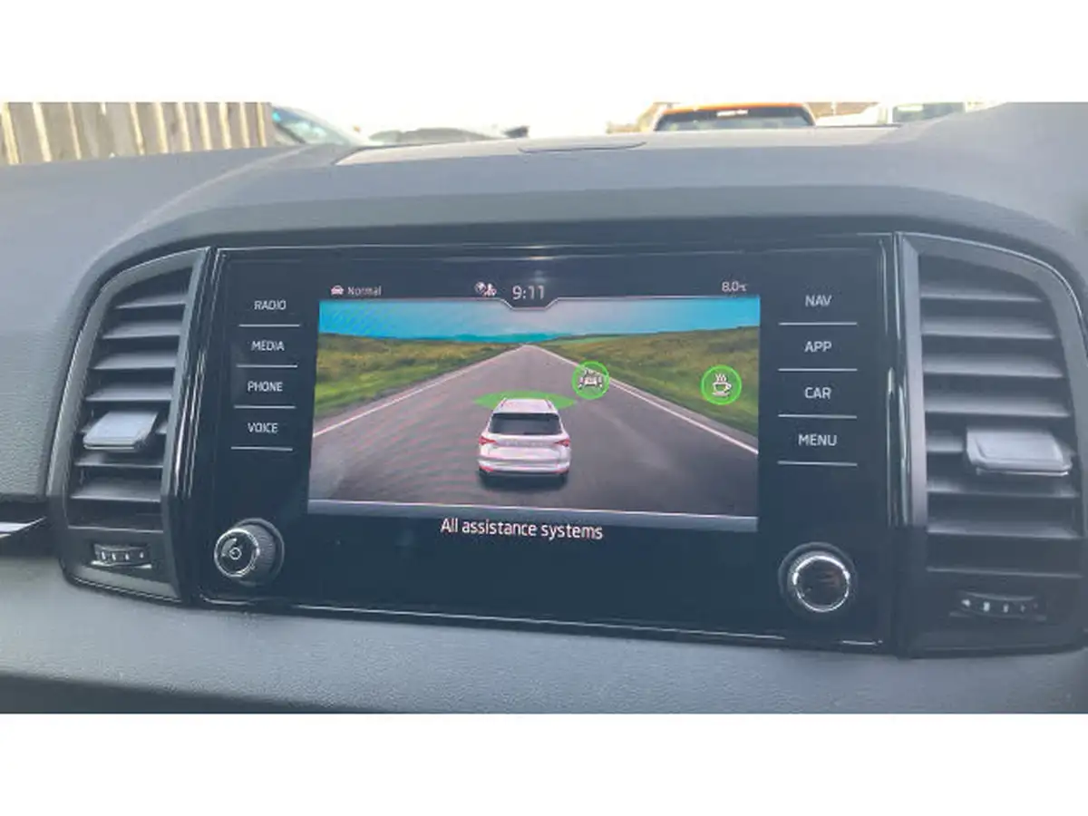 2023-skoda-karoq-20tdi-sportline-4x4-dsg-big-27